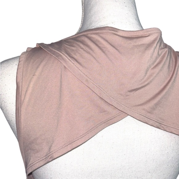 Gymshark Top Laser Cut Tank Top - M - Picture 5 of 6